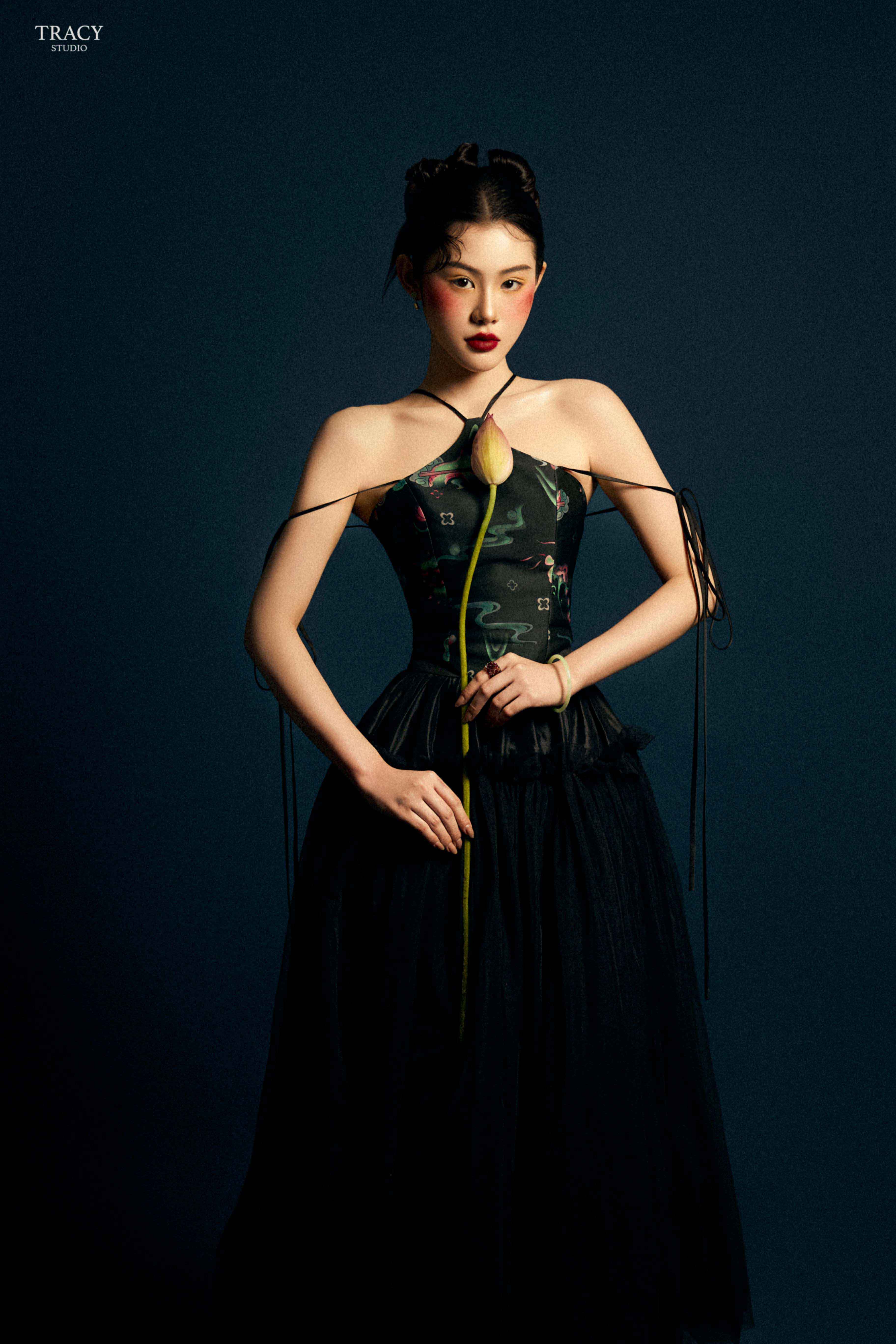 frontend/img/gallery/concept-sen/tracy-studio-chup-sen-phuong-nhi (1).jpg